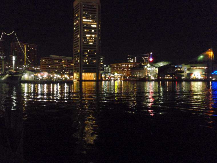Baltimore - Inner Harbour - Skyline at night